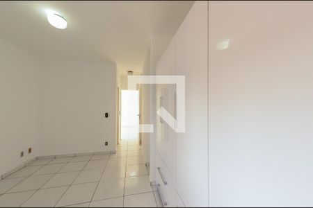 Suíte de apartamento para alugar com 1 quarto, 72m² em Centro, Campinas