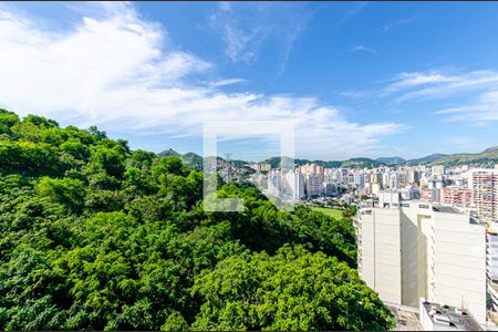 Vista da Sala de apartamento à venda com 2 quartos, 60m² em Ingá, Niterói