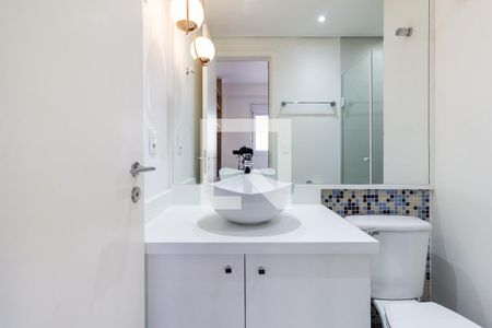 Banheiro de kitnet/studio à venda com 1 quarto, 43m² em Vila Olímpia, São Paulo