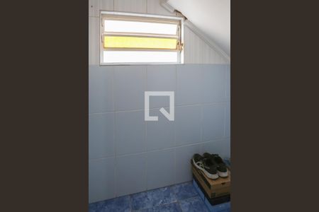 Lavabo de casa à venda com 4 quartos, 200m² em Vila Ipojuca, São Paulo