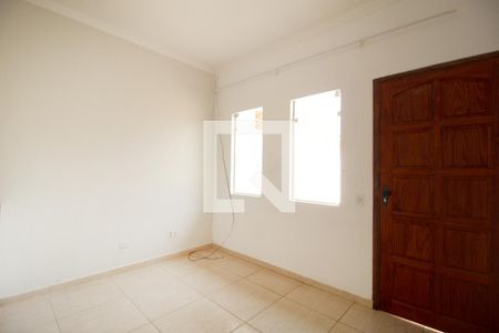 Sala de casa para alugar com 2 quartos, 75m² em Jardim Santa Madre Paulina, Sorocaba