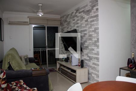 Sala de apartamento à venda com 2 quartos, 66m² em Todos Os Santos, Rio de Janeiro