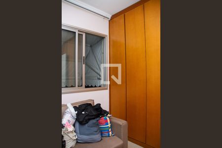 Quarto de apartamento para alugar com 2 quartos, 66m² em Todos Os Santos, Rio de Janeiro