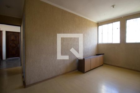 Sala de apartamento para alugar com 2 quartos, 52m² em Vila Sílvia, São Paulo