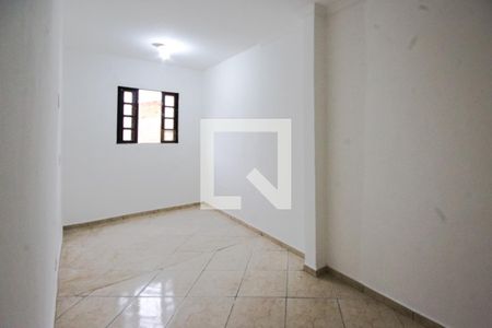 Quarto de casa para alugar com 2 quartos, 60m² em Campo Grande, Rio de Janeiro