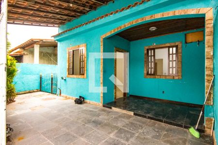 Fachada de casa para alugar com 2 quartos, 60m² em Campo Grande, Rio de Janeiro