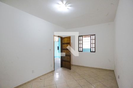 Sala de casa para alugar com 2 quartos, 60m² em Campo Grande, Rio de Janeiro