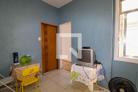 Sala de apartamento à venda com 2 quartos, 50m² em São Cristóvão, Rio de Janeiro