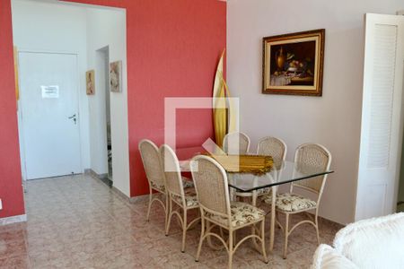 Sala de apartamento para alugar com 2 quartos, 110m² em Pitangueiras, Guarujá