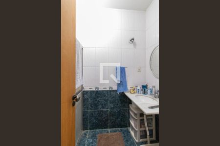 Casa à venda com 250m², 3 quartos e 3 vagas Casa à venda com 250m², 3 quartos e 3 vagasBanheiro da Suíte 2