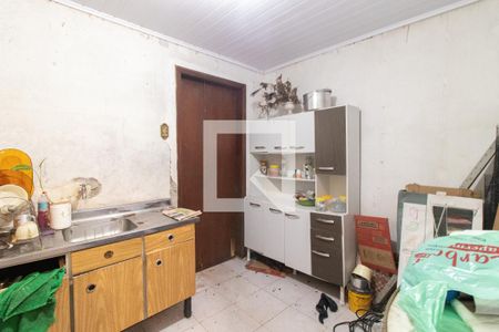 Casa à venda com 250m², 3 quartos e 3 vagas Casa à venda com 250m², 3 quartos e 3 vagasCozinha - casa fundos