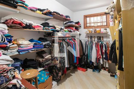 Casa à venda com 250m², 3 quartos e 3 vagas Casa à venda com 250m², 3 quartos e 3 vagasQuarto 3 - Suíte