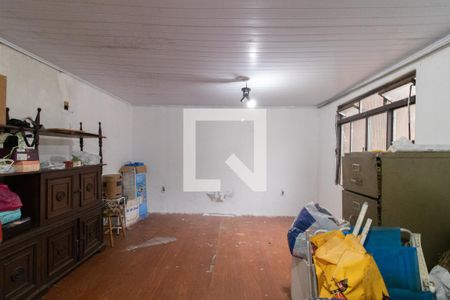 Casa à venda com 250m², 3 quartos e 3 vagas Casa à venda com 250m², 3 quartos e 3 vagasQuarto - casa fundos