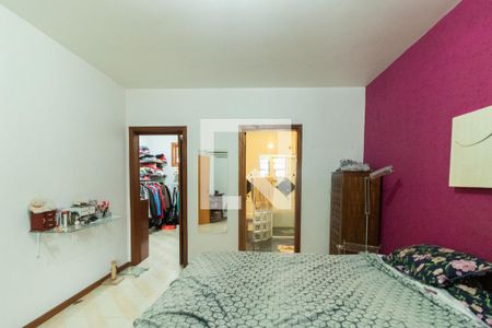 Casa à venda com 250m², 3 quartos e 3 vagas Casa à venda com 250m², 3 quartos e 3 vagasQuarto 3 - Suíte