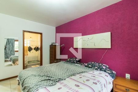 Casa à venda com 250m², 3 quartos e 3 vagas Casa à venda com 250m², 3 quartos e 3 vagasQuarto 3 - Suíte