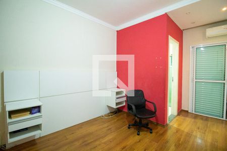 Suíte  de casa à venda com 3 quartos, 240m² em Jardim Vergueiro (sacomã), São Paulo