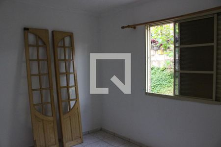 Quarto de apartamento à venda com 2 quartos, 50m² em Vila Carmosina, São Paulo