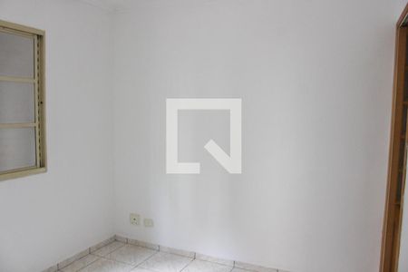 Quarto de apartamento à venda com 2 quartos, 50m² em Vila Carmosina, São Paulo