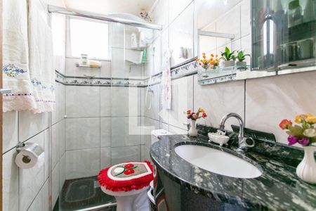 Banheiro de apartamento à venda com 2 quartos, 47m² em Jaqueline, Belo Horizonte