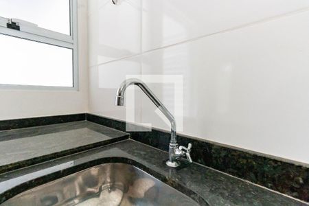 Cozinha de kitnet/studio para alugar com 1 quarto, 27m² em Jardim Independência, São Paulo