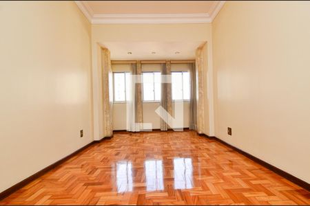 Sala de estar de apartamento para alugar com 3 quartos, 150m² em Centro, Belo Horizonte