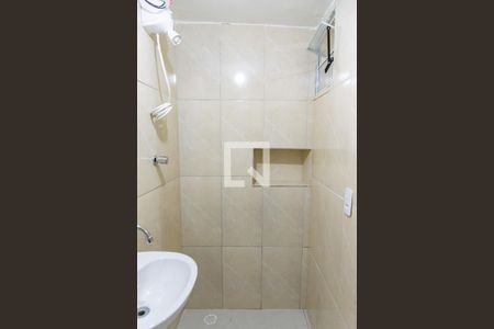 Banheiro de kitnet/studio para alugar com 1 quarto, 15m² em Jardim Vila Mariana, São Paulo