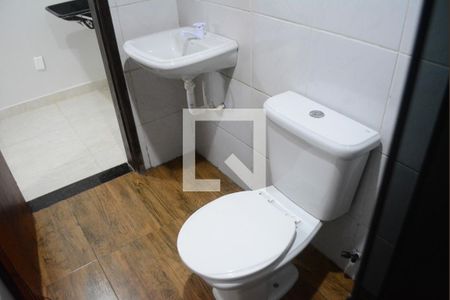 Banheiro de casa para alugar com 1 quarto, 50m² em Stella Maris, Salvador