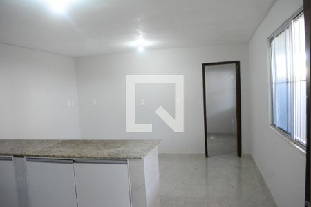 Sala de casa para alugar com 1 quarto, 50m² em Stella Maris, Salvador