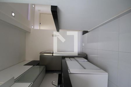 Cozinha e Área de Serviço de apartamento à venda com 2 quartos, 46m² em Jardim Nova Europa, Campinas