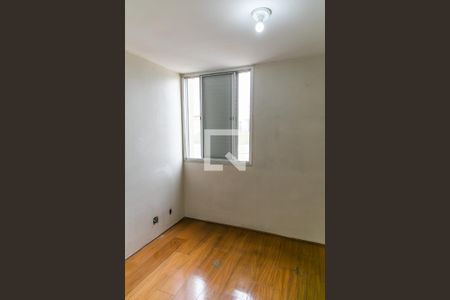 Suíte   de apartamento à venda com 3 quartos, 68m² em Parque Novo Mundo, São Paulo