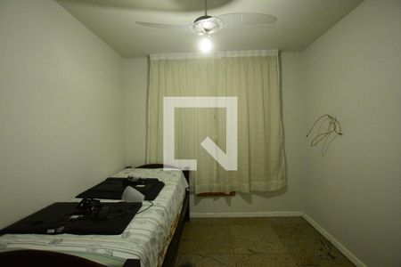 Quarto 1 de apartamento para alugar com 3 quartos, 70m² em Irajá, Rio de Janeiro