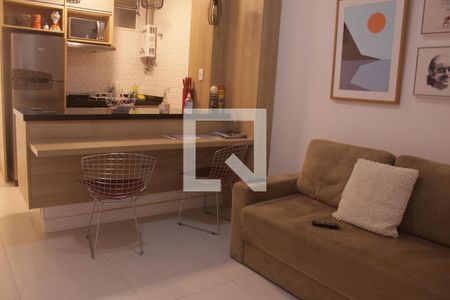 Sala de apartamento para alugar com 1 quarto, 40m² em Copacabana, Rio de Janeiro