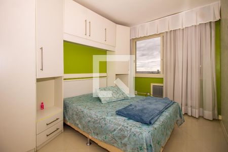 Quarto  de apartamento à venda com 2 quartos, 58m² em Cavalhada, Porto Alegre
