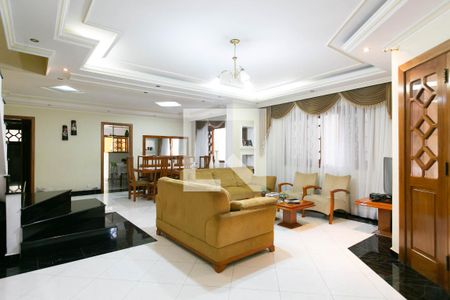 Sala de casa para alugar com 4 quartos, 282m² em Vila Rosaria, São Paulo