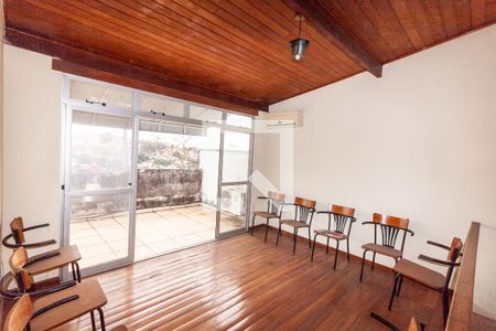 Sala 2 de apartamento para alugar com 2 quartos, 140m² em São João Batista, Belo Horizonte