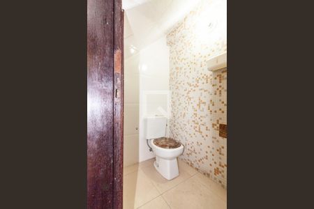 Banheiro de apartamento para alugar com 2 quartos, 140m² em São João Batista, Belo Horizonte