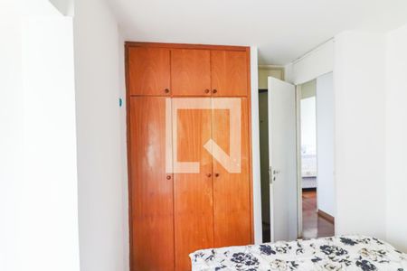 Quarto 2 de apartamento para alugar com 3 quartos, 64m² em Jardim Adhemar de Barros, São Paulo