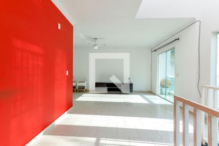 Sala de casa à venda com 4 quartos, 300m² em Jardim Guapira, São Paulo