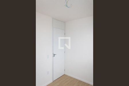 Quarto 1 de apartamento para alugar com 2 quartos, 42m² em Campo Grande, Rio de Janeiro