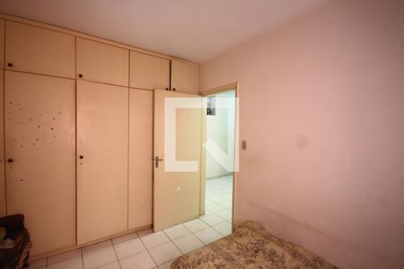 Quarto 2 de casa à venda com 3 quartos, 457m² em Cambuci, São Paulo