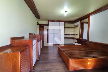 Apartamento à venda com 540m², 4 quartos e 4 vagas Apartamento à venda com 540m², 4 quartos e 4 vagasQuarto 3 - Suíte