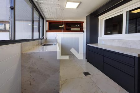 Apartamento à venda com 540m², 4 quartos e 4 vagas Apartamento à venda com 540m², 4 quartos e 4 vagasÁrea de Serviço