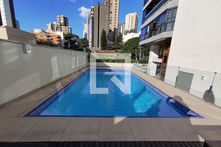 Apartamento à venda com 540m², 4 quartos e 4 vagas Apartamento à venda com 540m², 4 quartos e 4 vagasÁrea comum - Piscina