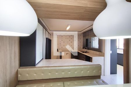 Apartamento à venda com 540m², 4 quartos e 4 vagas Apartamento à venda com 540m², 4 quartos e 4 vagasCozinha