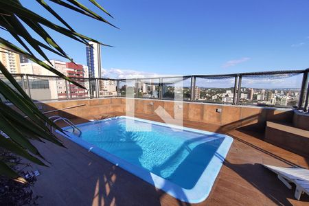 Apartamento à venda com 540m², 4 quartos e 4 vagas Apartamento à venda com 540m², 4 quartos e 4 vagasPisina