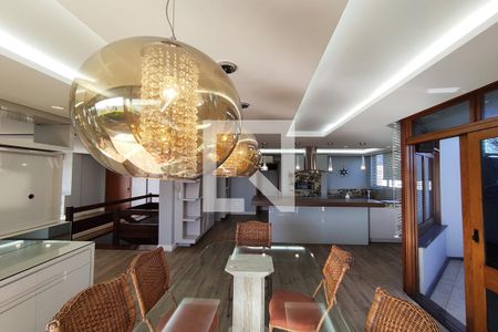 Apartamento à venda com 540m², 4 quartos e 4 vagas Apartamento à venda com 540m², 4 quartos e 4 vagasSala de Jantar 2º andar