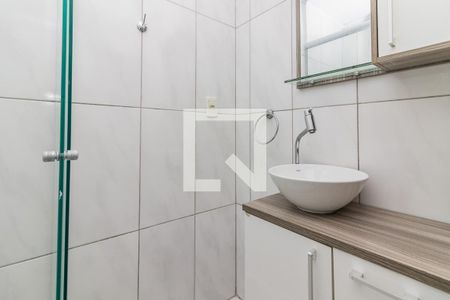 Banheiro de apartamento para alugar com 1 quarto, 45m² em Cristal, Porto Alegre