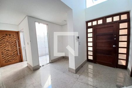 Sala de Estar de casa à venda com 3 quartos, 280m² em Ouro Preto, Belo Horizonte