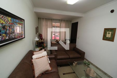 Sala de casa à venda com 3 quartos, 270m² em Parque Residencial Oratorio, São Paulo