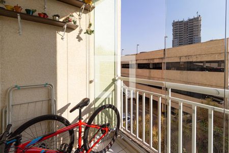 Sacada de apartamento para alugar com 2 quartos, 60m² em Presidente Altino, Osasco